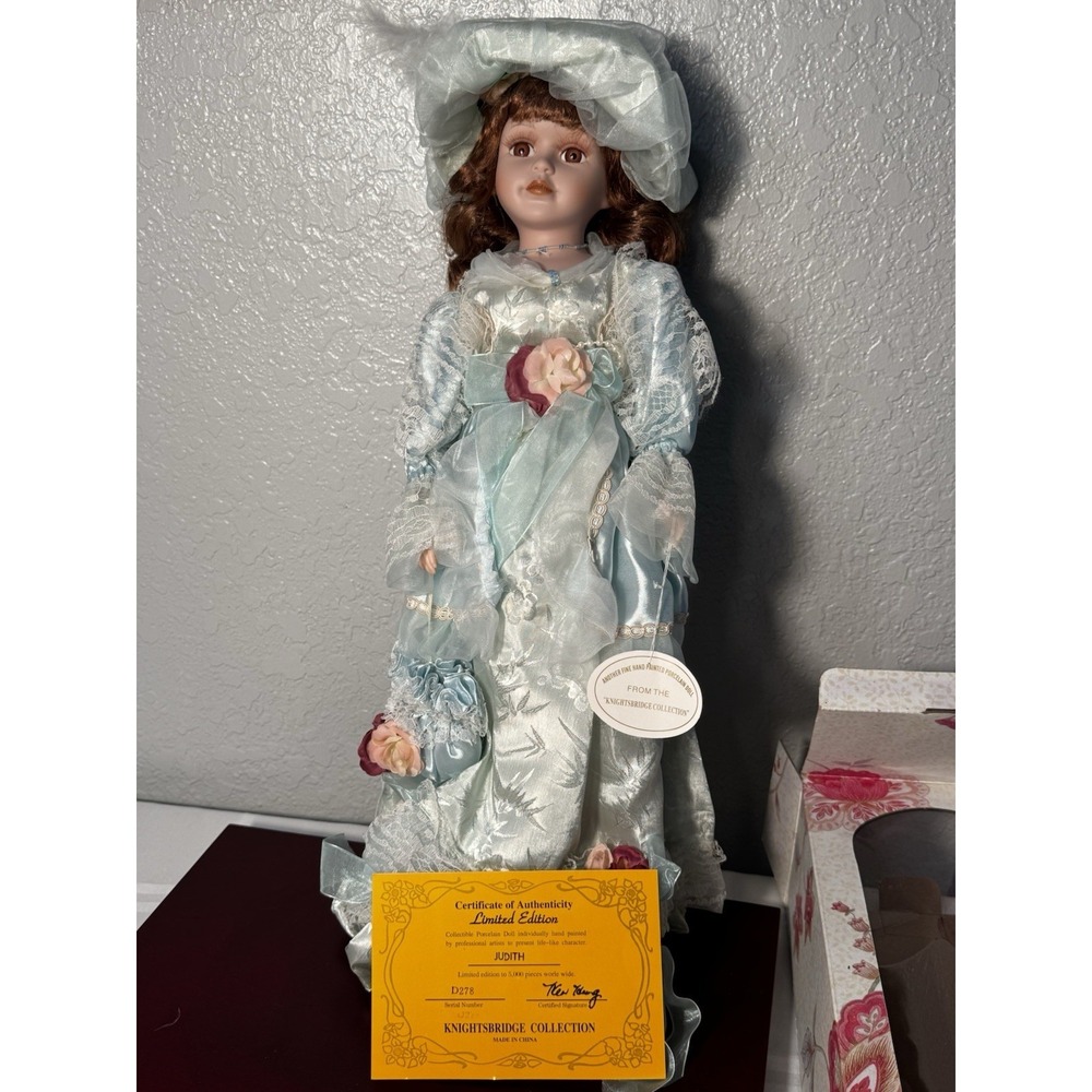 Knightsbridge Collection Fine Bisque Genuine Porcelain Doll D278 Judith 1 of 5k - Picture 8 of 13